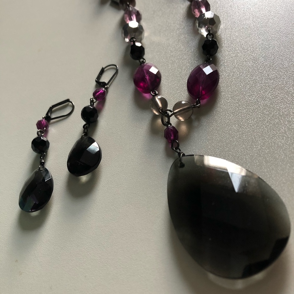 Lia Sophia necklace/earrings